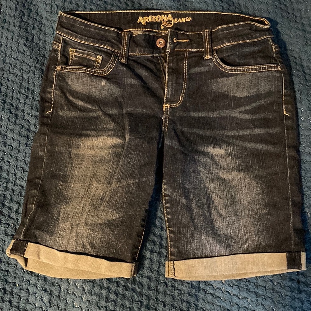 Barely used, size 5 (size chart doesn’t have a size 5 option)